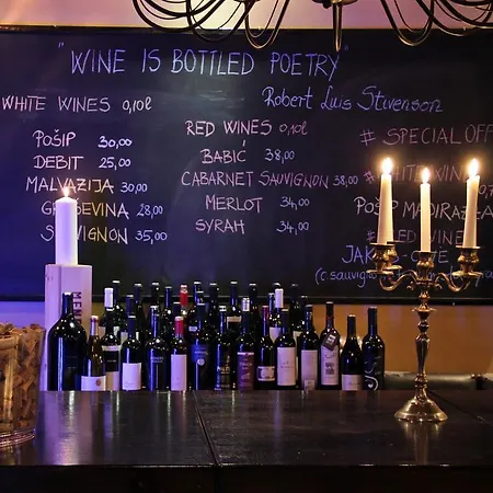 Apartment Francos Primosten